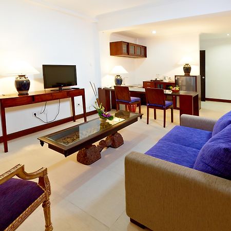 Puri Maharani Boutique Hotel Денпасар Екстериор снимка