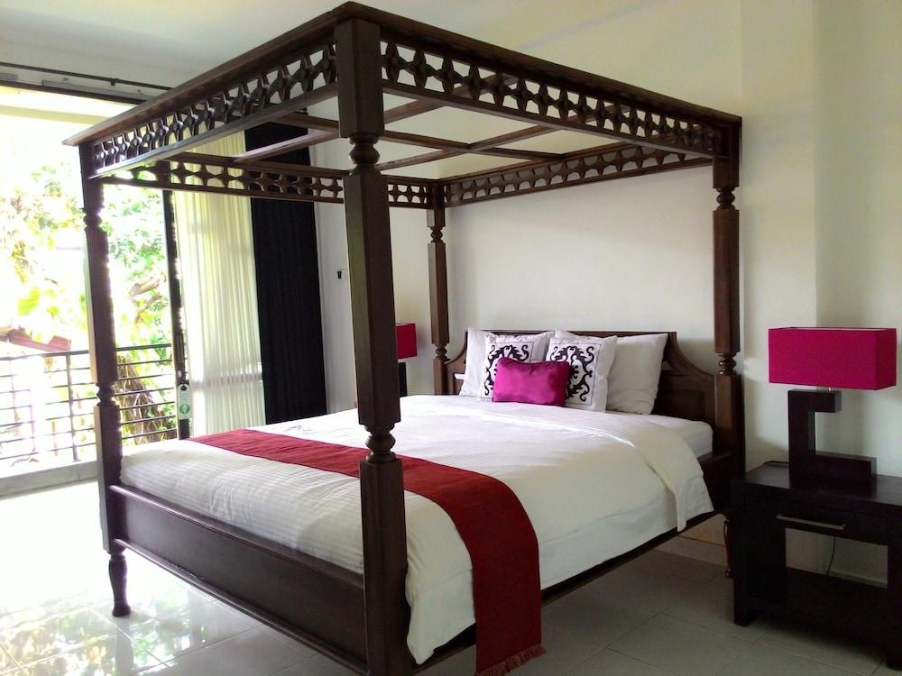 Puri Maharani Boutique Hotel Денпасар Екстериор снимка