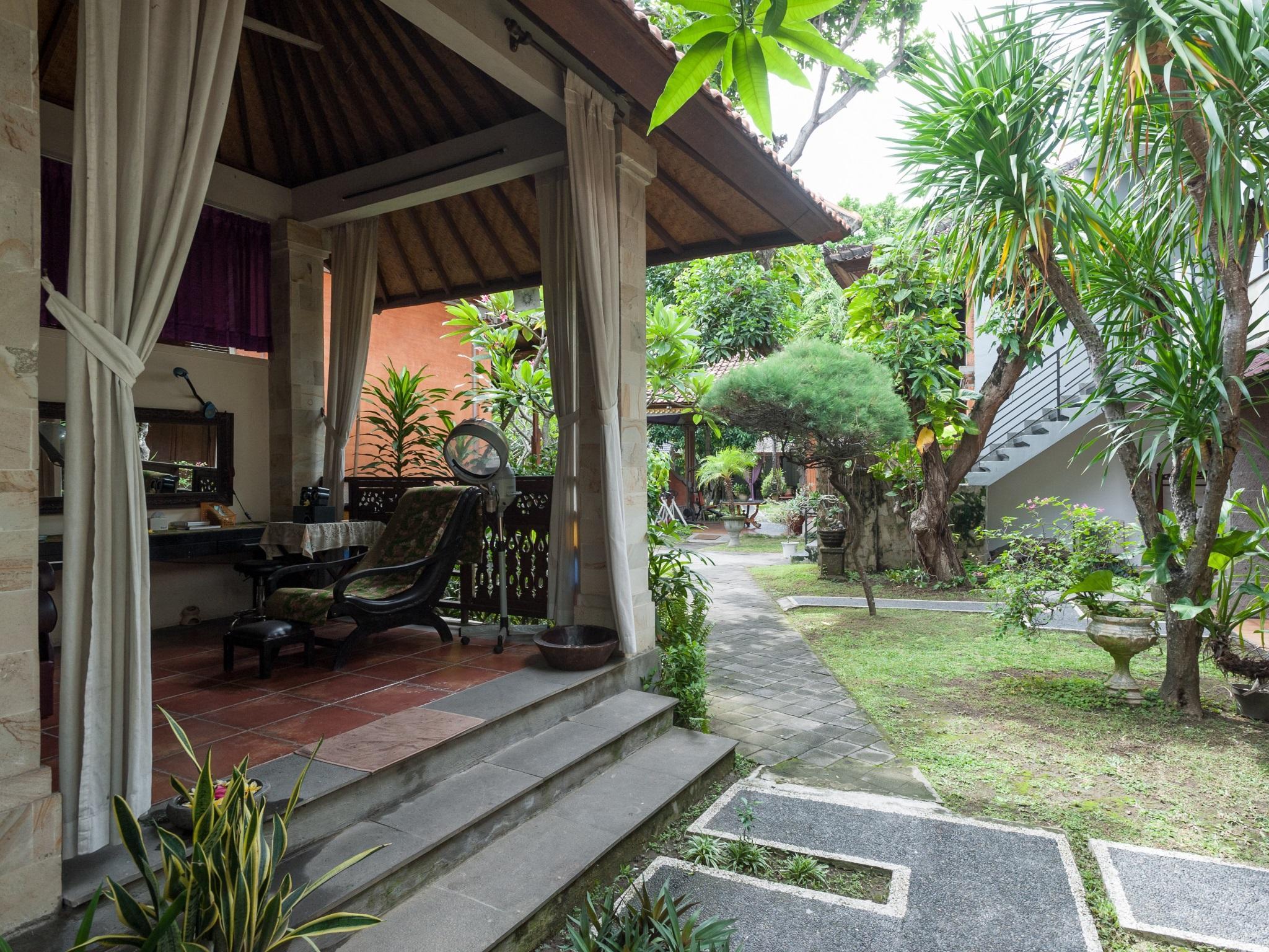Puri Maharani Boutique Hotel Денпасар Екстериор снимка