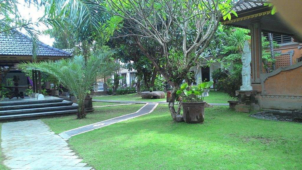 Puri Maharani Boutique Hotel Денпасар Екстериор снимка