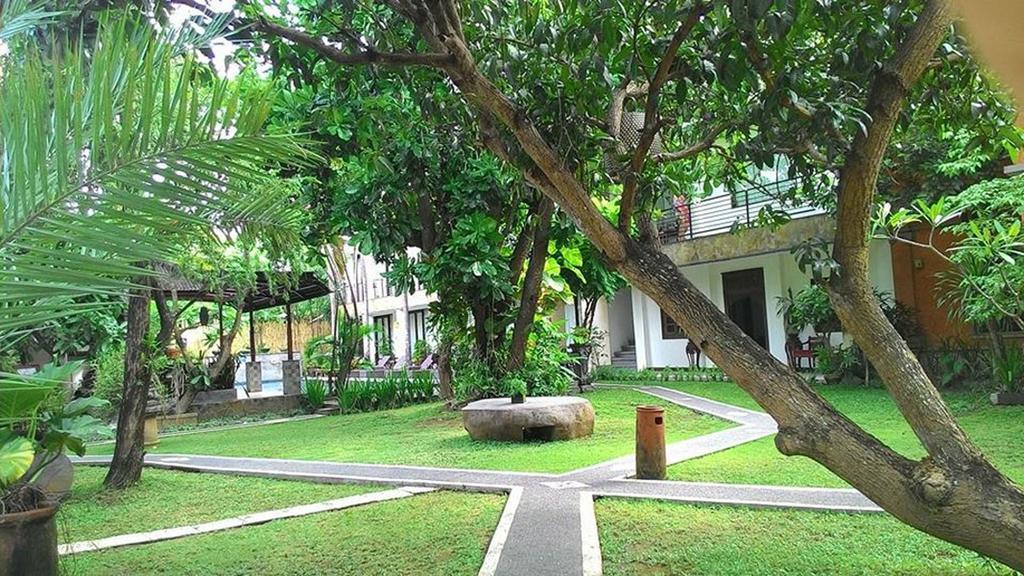 Puri Maharani Boutique Hotel Денпасар Екстериор снимка