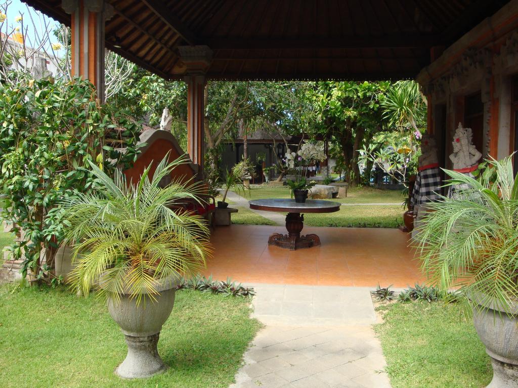 Puri Maharani Boutique Hotel Денпасар Екстериор снимка