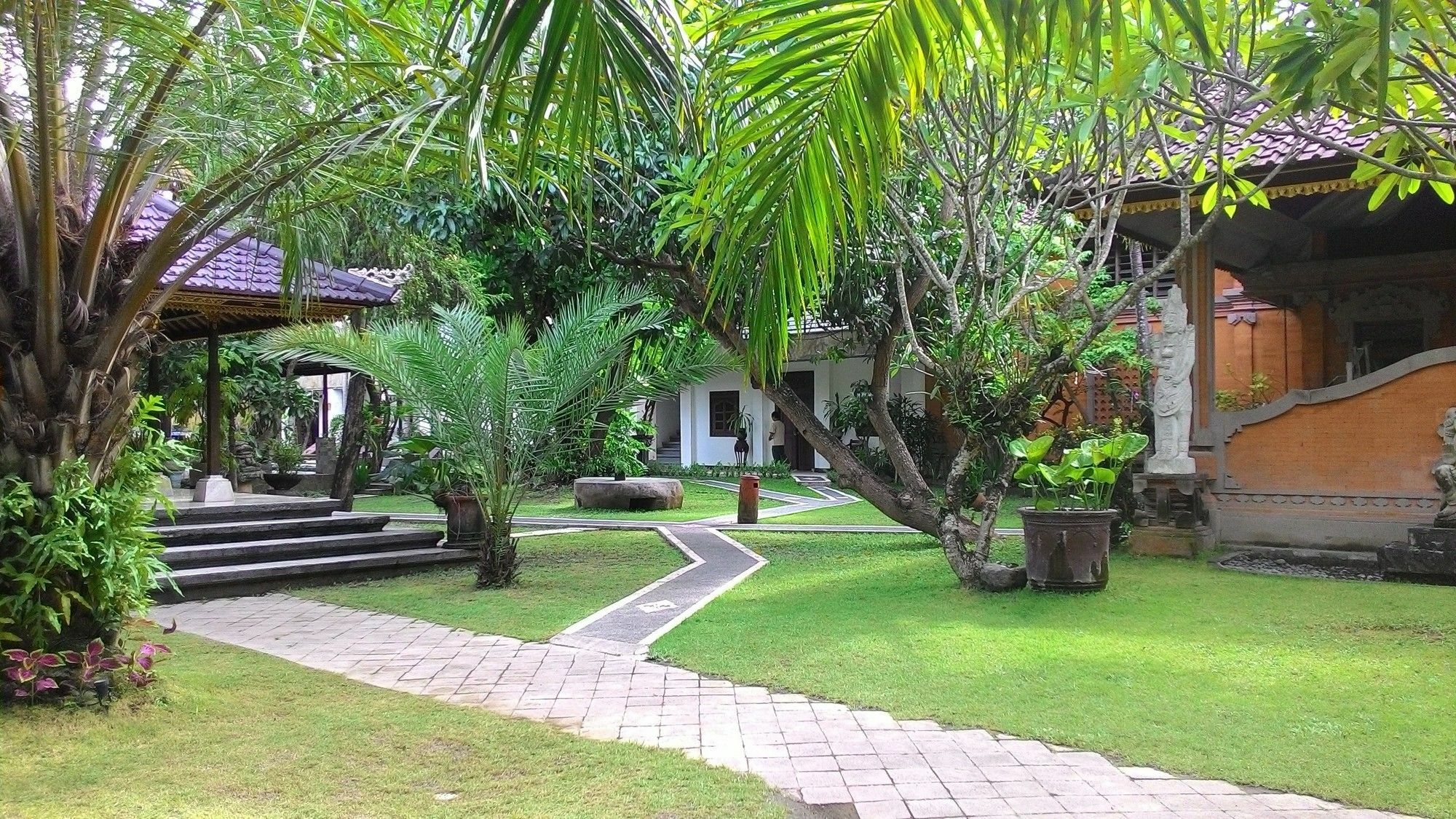 Puri Maharani Boutique Hotel Денпасар Екстериор снимка